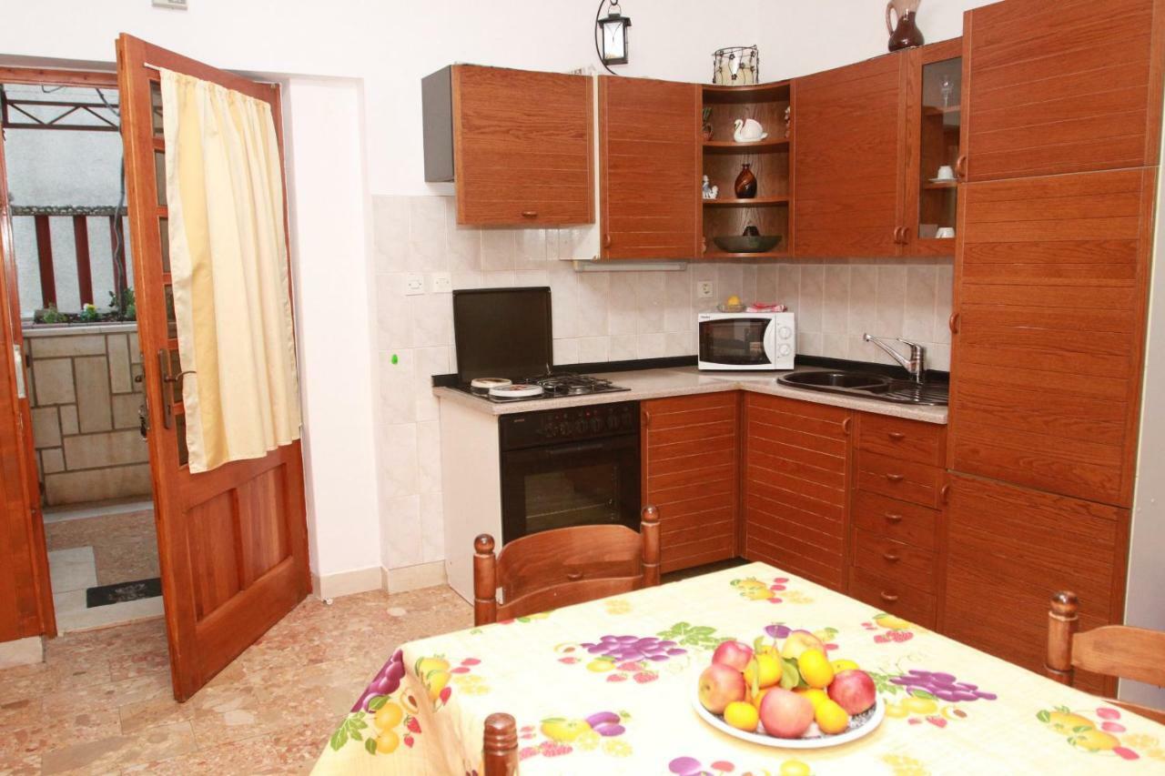 Apartamento Raos Iva Trogir Exterior foto