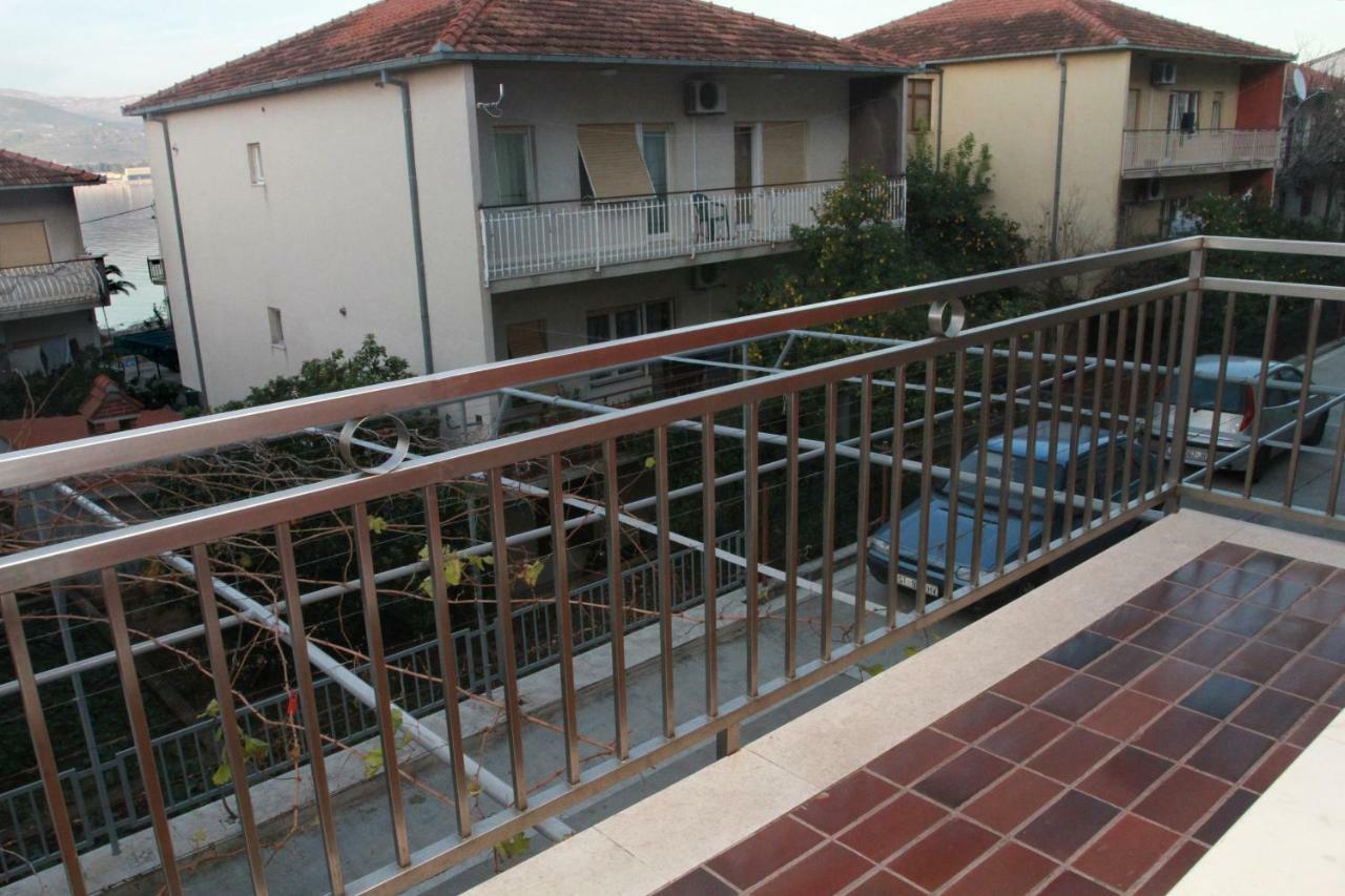 Apartamento Raos Iva Trogir Exterior foto